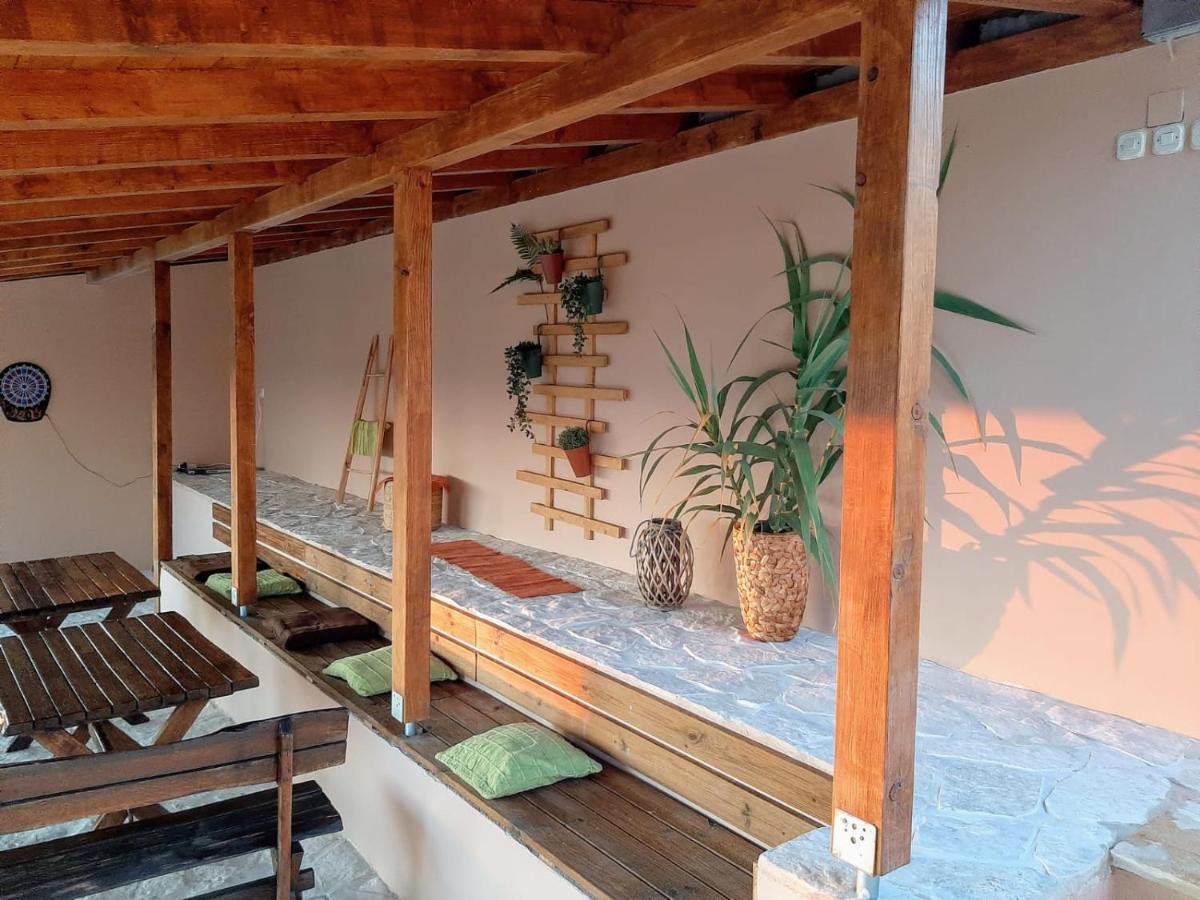 Holiday House Barba - Vrana Pakostane Bagian luar foto