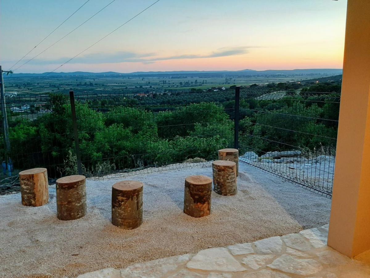 Holiday House Barba - Vrana Pakostane Bagian luar foto