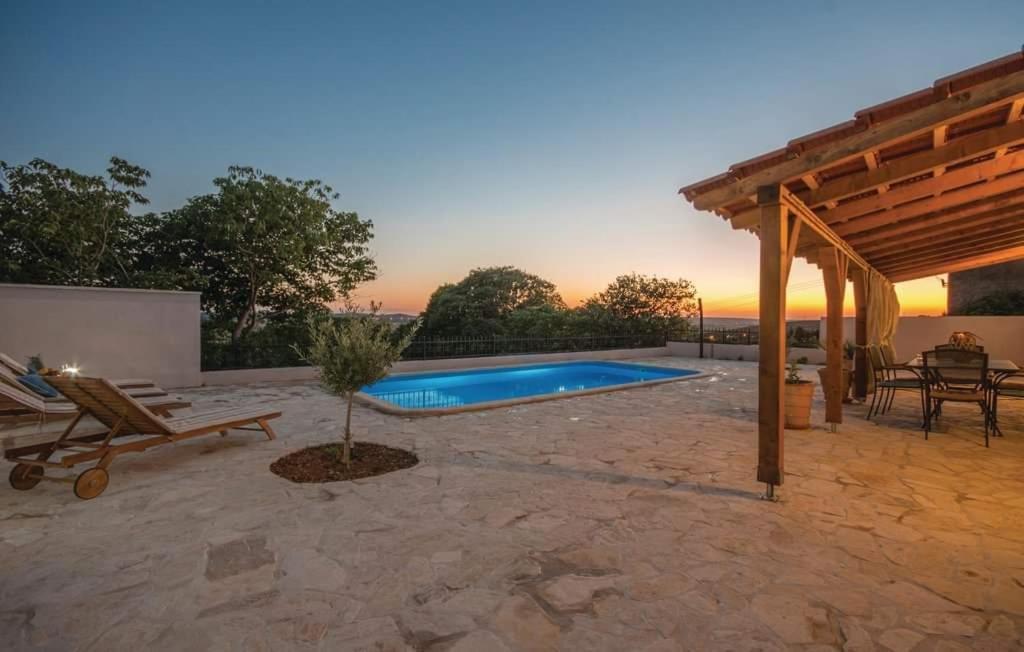 Holiday House Barba - Vrana Pakostane Bagian luar foto